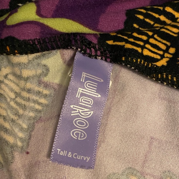 Purple Skeleton Pattern Leggings - Picture 2 of 2